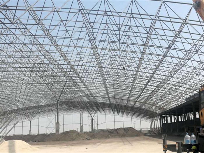 德阳钢厂料仓网架工程